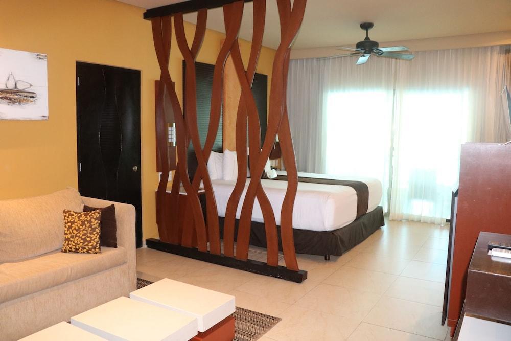 Generations Riviera Maya Family Resort Catamaran, Water Park & More Inclusive Puerto Morelos Exterior foto